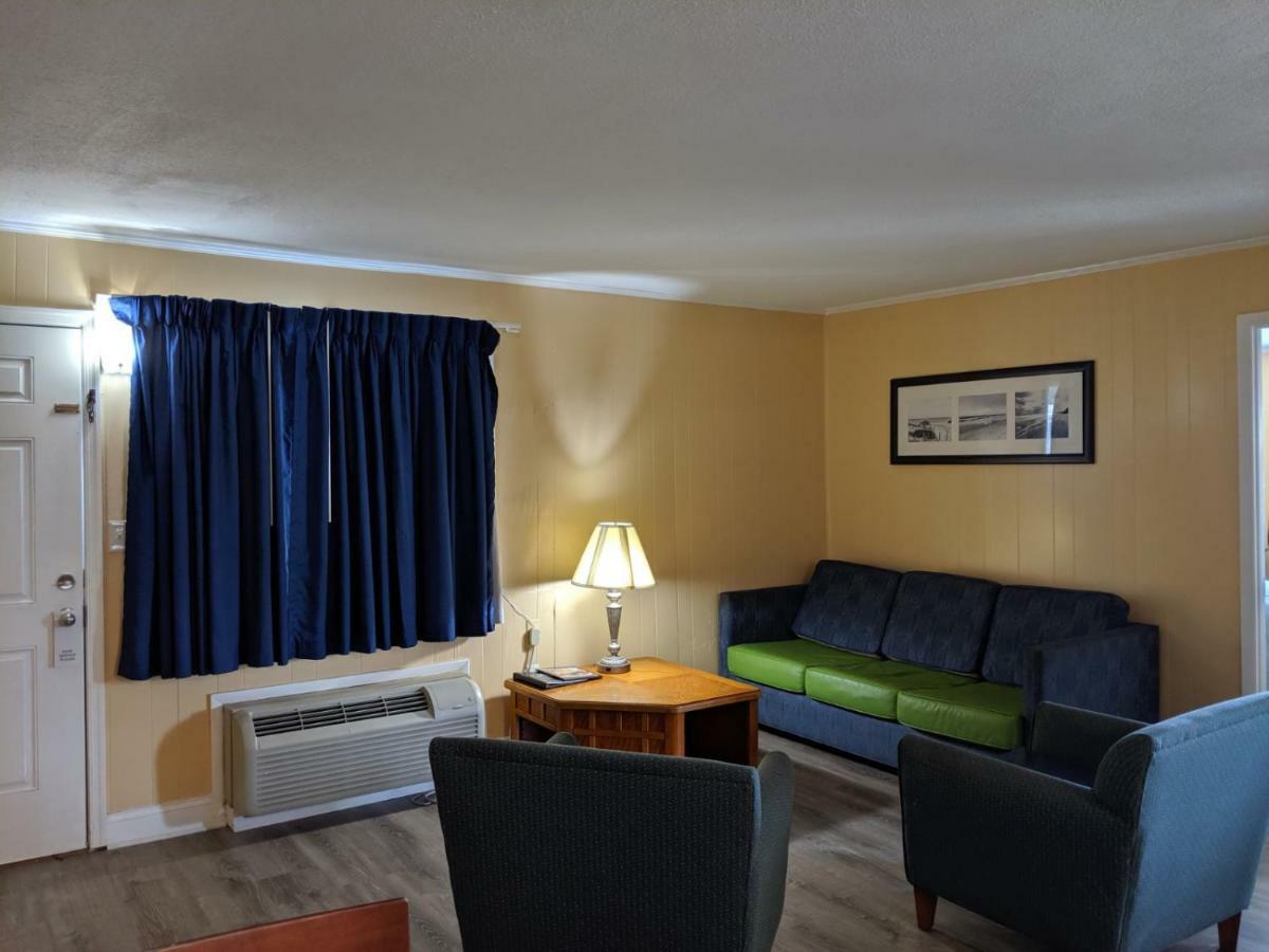 Colonial Inn 낙스헤드 외부 사진
