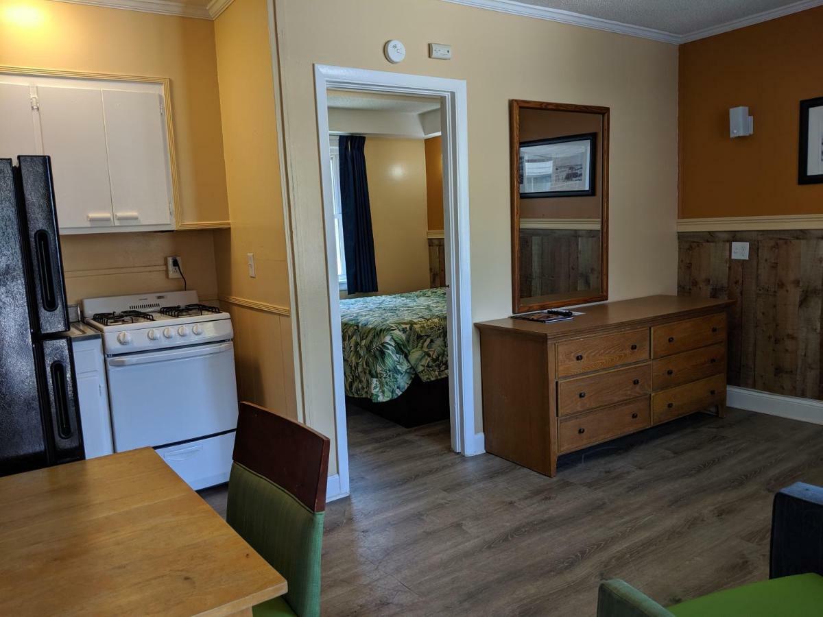 Colonial Inn 낙스헤드 외부 사진